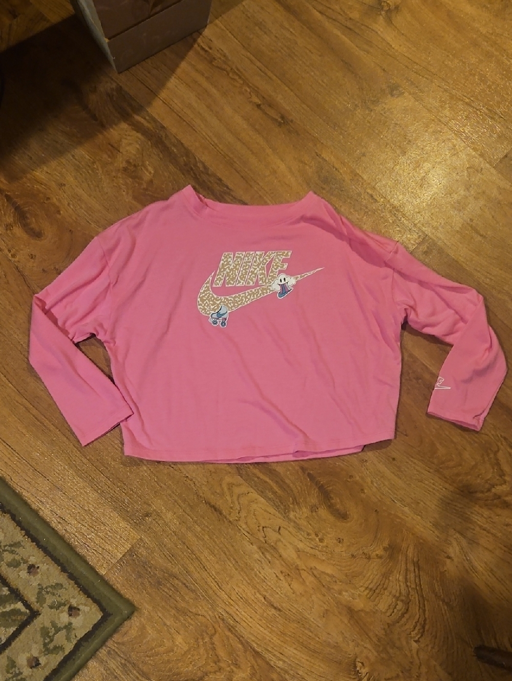 Nike Girls Cropped T Shirt Size 6X